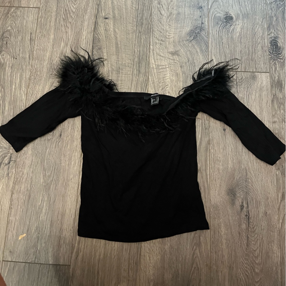 Fur Collar Black Top